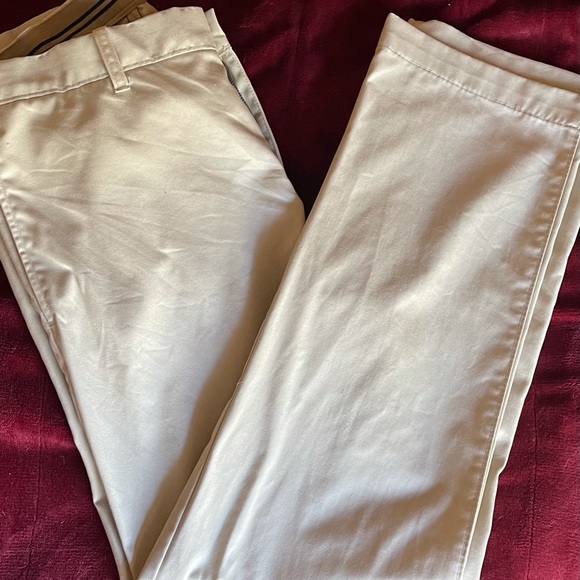 GAP Classic Khaki Pants 34 X 32 Mens Flat Front Tan Work Dress Casual - Picture 1 of 7